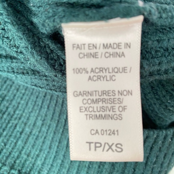 Sweater - Picture 3 of 3